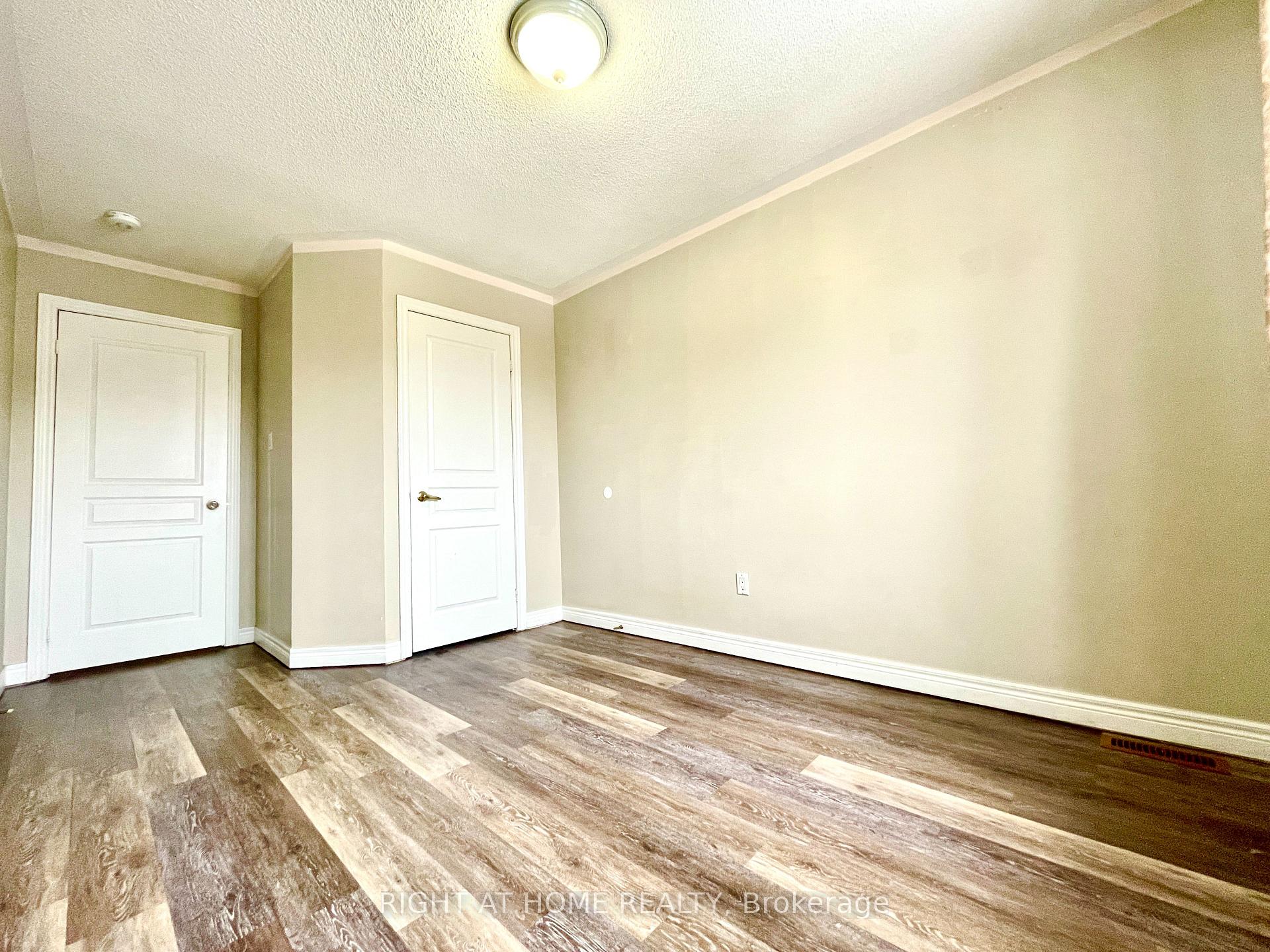 Photo 30 of Unit A, 10 Vanderbrink Drive, Brampton, Sandringham-Wellington — HOMEH