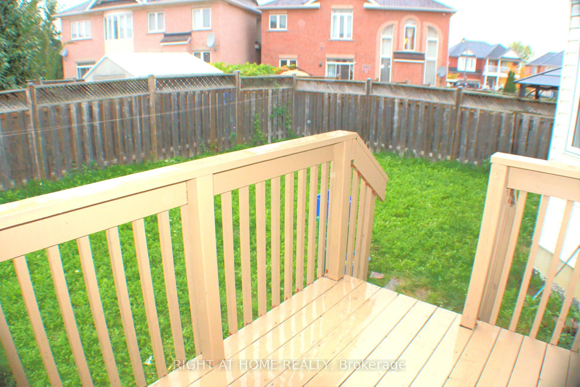 Photo 38 of Unit A, 10 Vanderbrink Drive, Brampton, Sandringham-Wellington — HOMEH