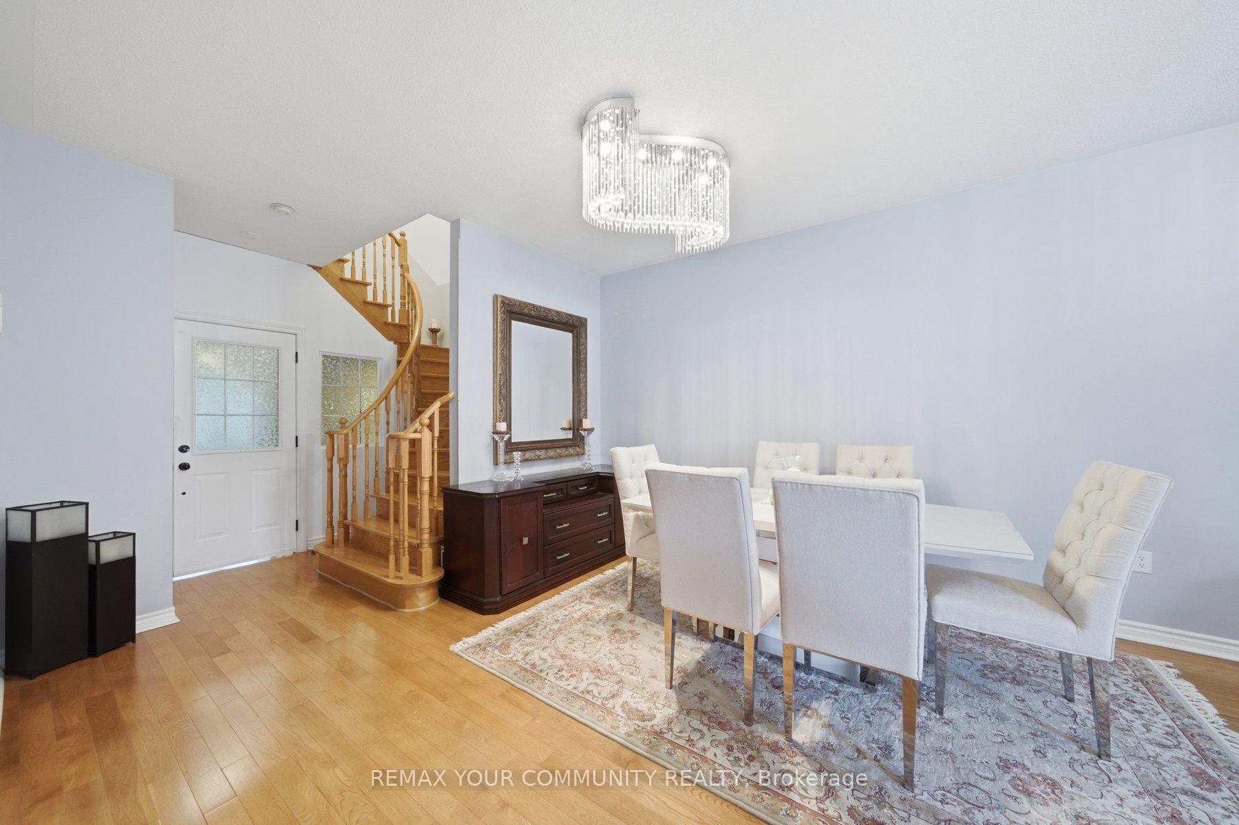 Photo 5 of 4 Daniel Reaman Crescent, Vaughan, Patterson — HOMEH