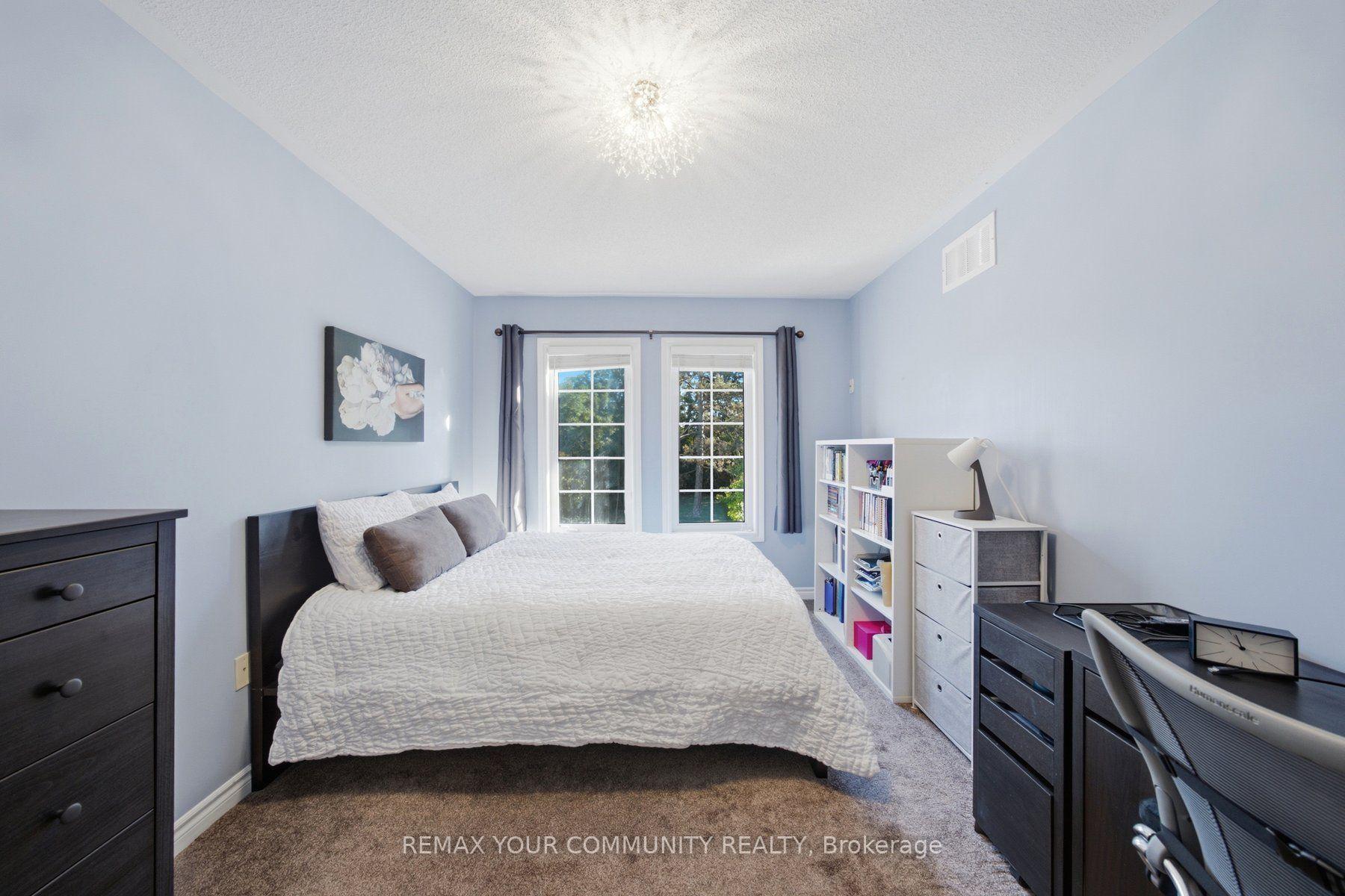 Photo 15 of 4 Daniel Reaman Crescent, Vaughan, Patterson — HOMEH