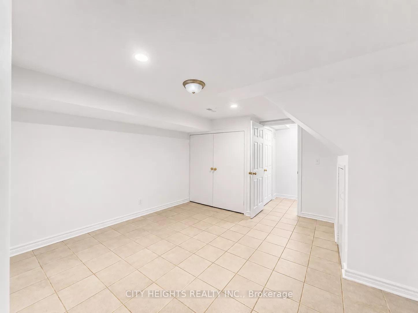 Photo 7 of Unit 3, 1113 Davenport Road, Toronto, Wychwood — HOMEH