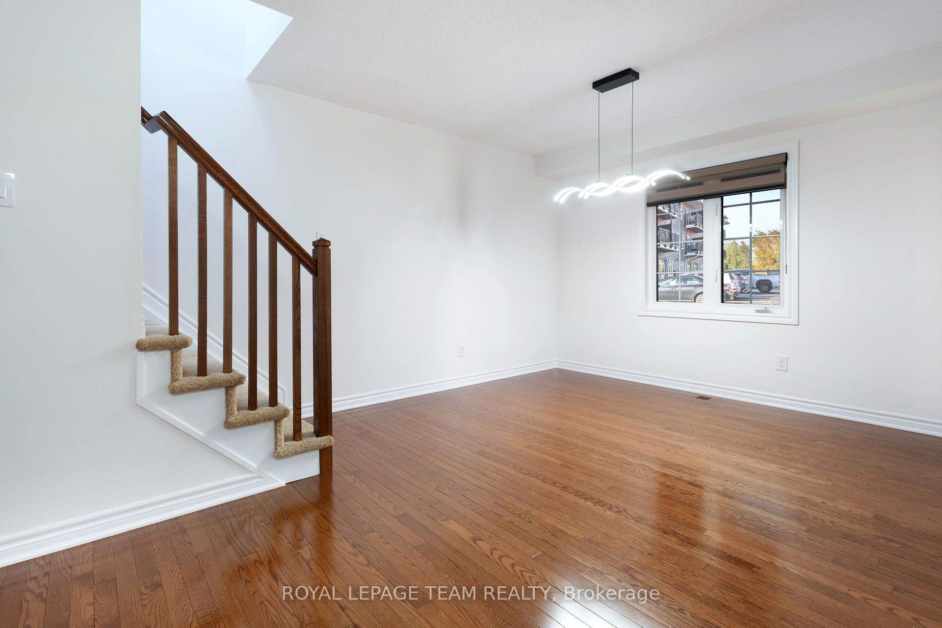 Photo 10 of 2619 Baynes Sound Way, Ottawa, Barrhaven - Half Moon Bay — HOMEH