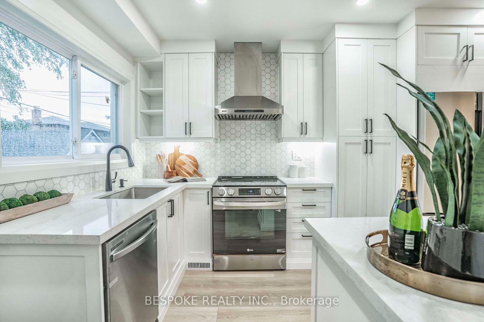 Photo 9 of 681 Cosburn Avenue, Toronto, Danforth Village-East York — HOMEH