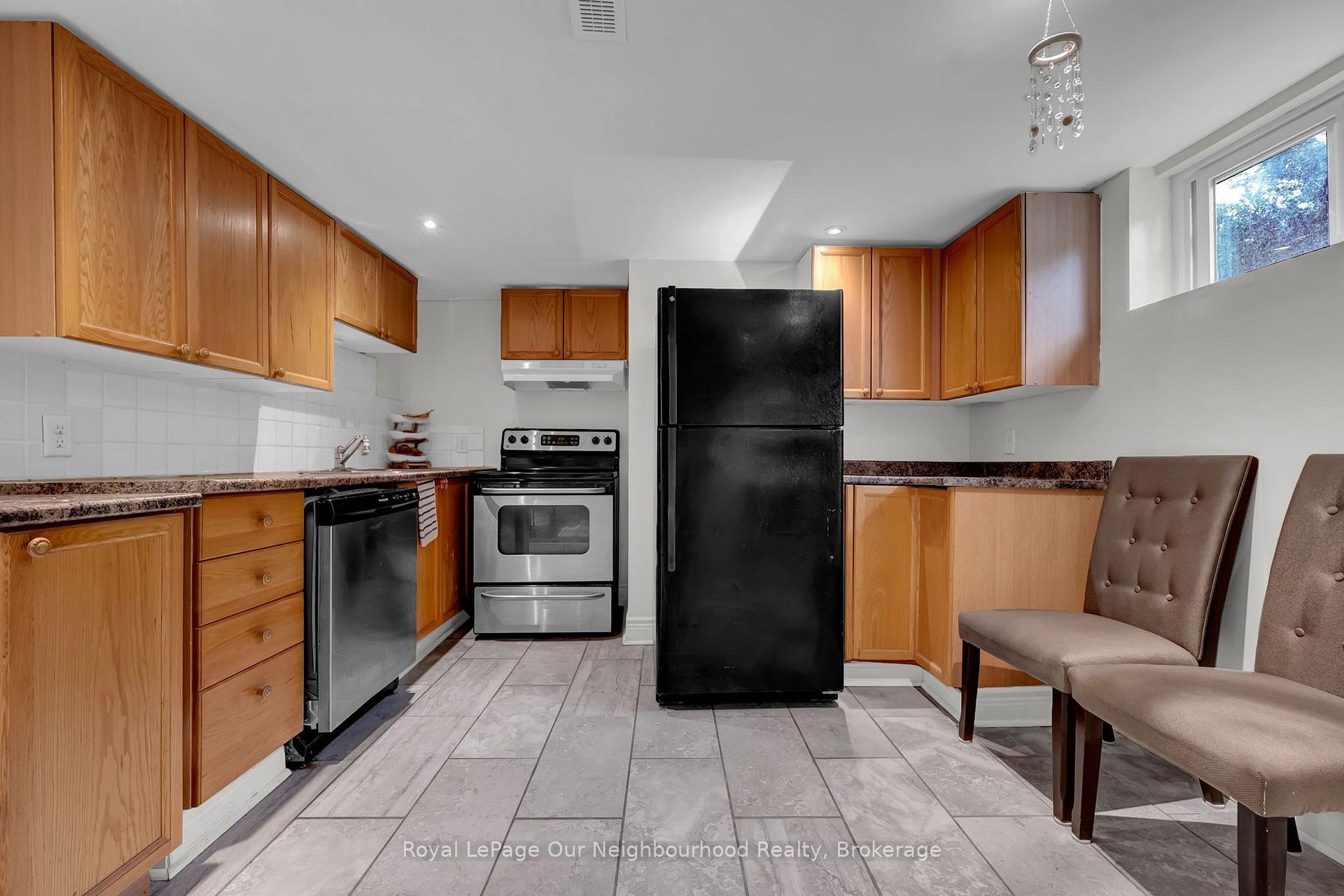 Photo 28 of 312 Gibbons Street, Oshawa, McLaughlin — HOMEH