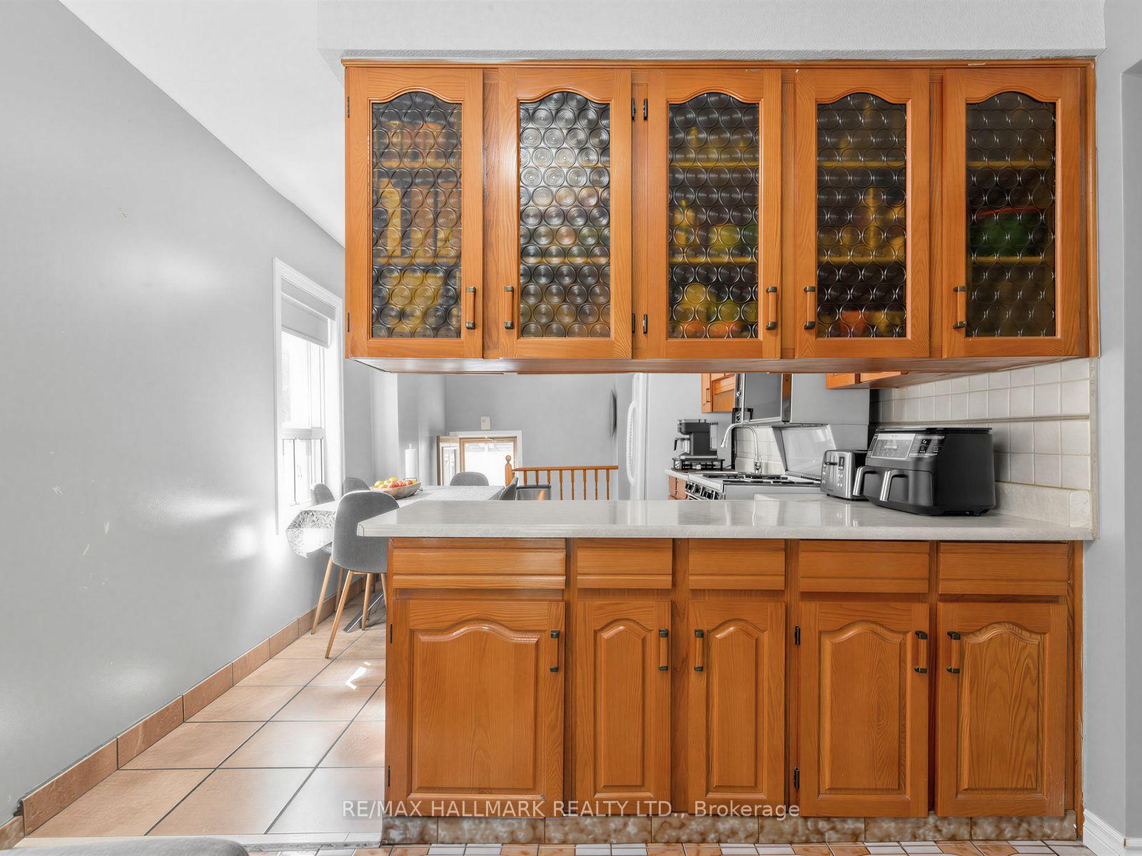 Photo 14 of 297 Strathmore Boulevard, Toronto, Danforth — HOMEH