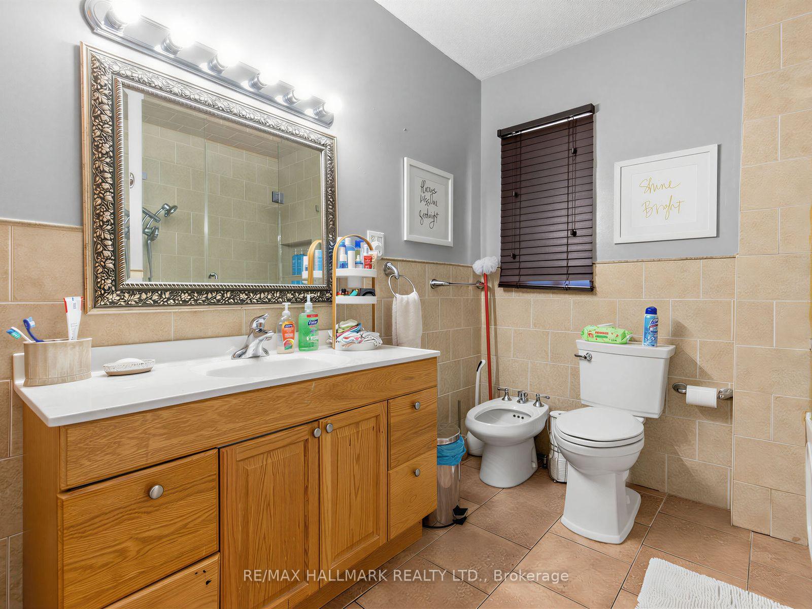Photo 20 of 297 Strathmore Boulevard, Toronto, Danforth — HOMEH
