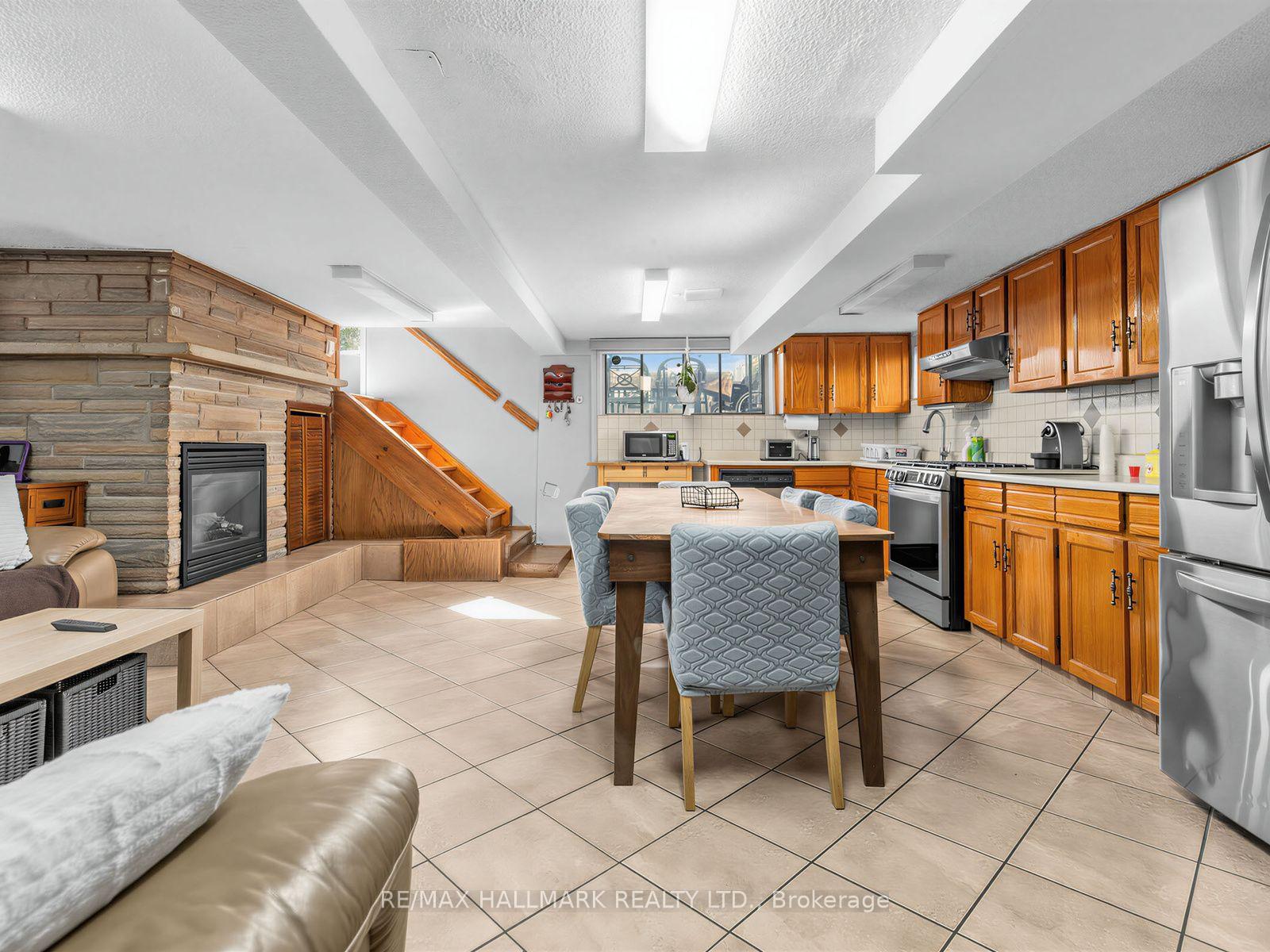 Photo 23 of 297 Strathmore Boulevard, Toronto, Danforth — HOMEH