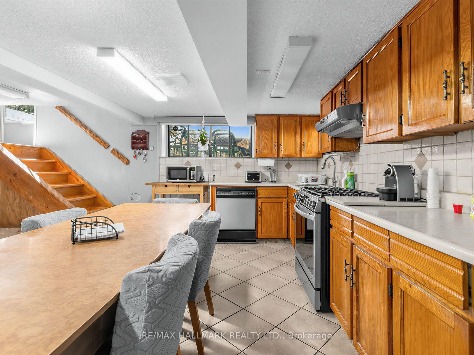 Photo 27 of 297 Strathmore Boulevard, Toronto, Danforth — HOMEH