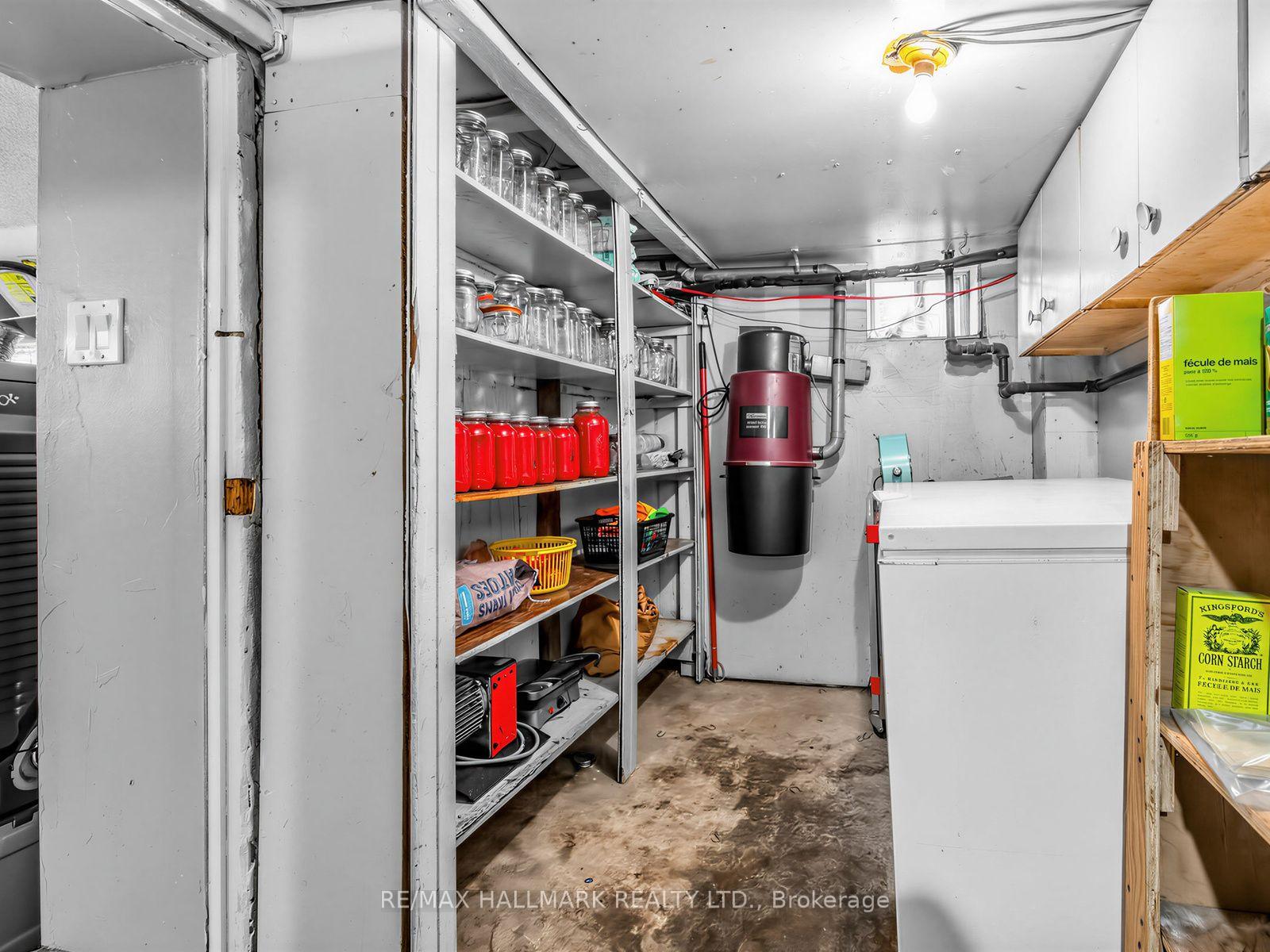 Photo 35 of 297 Strathmore Boulevard, Toronto, Danforth — HOMEH
