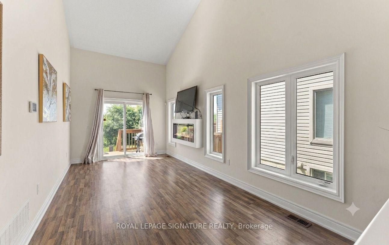 Photo 5 of 301 Atkinson Street, Clearview, Stayner — HOMEH