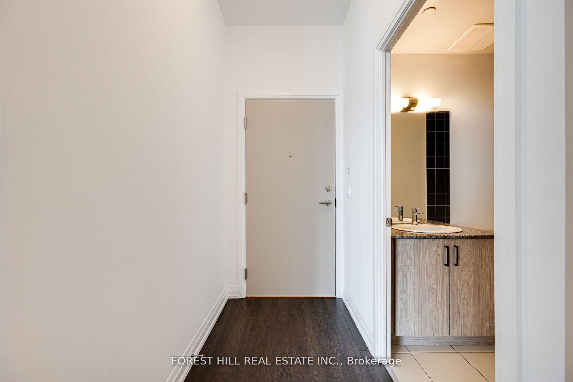 Photo 2 of Unit 826, 20 Meadowglen Place, Scarborough, Woburn — HOMEH