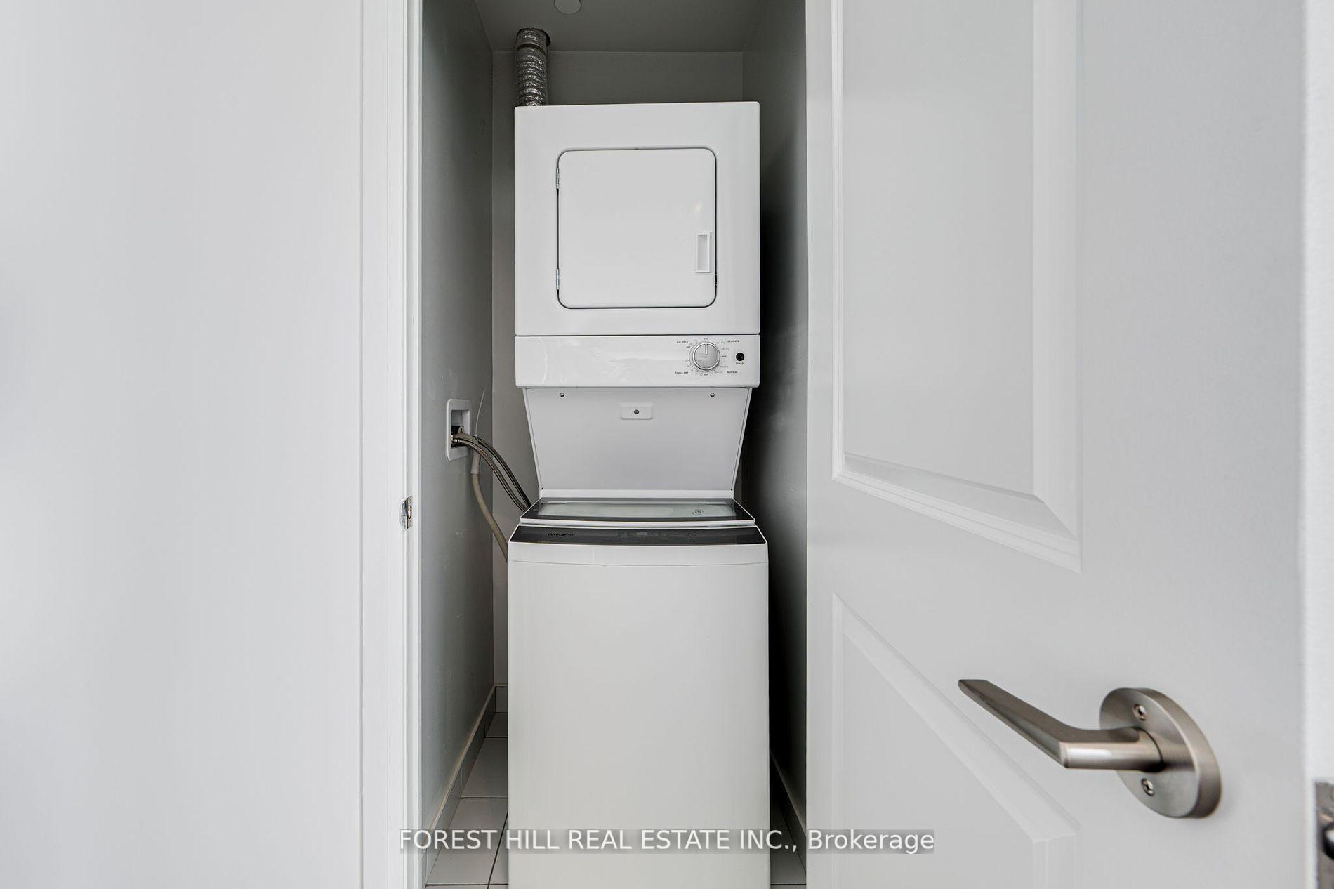 Photo 11 of Unit 826, 20 Meadowglen Place, Scarborough, Woburn — HOMEH