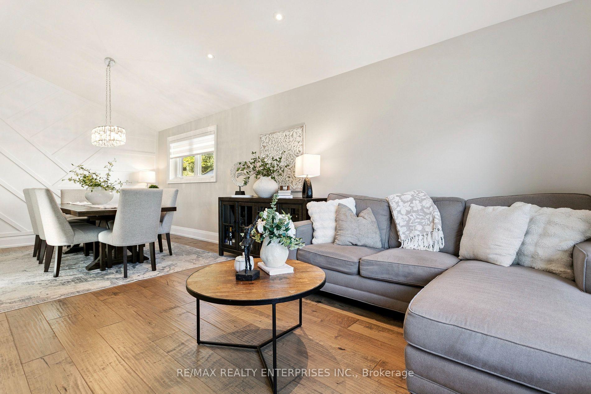 Photo 7 of 2683 Kingsberry Crescent, Mississauga, Cooksville — HOMEH