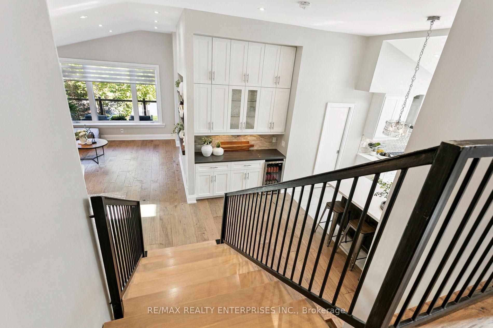 Photo 10 of 2683 Kingsberry Crescent, Mississauga, Cooksville — HOMEH
