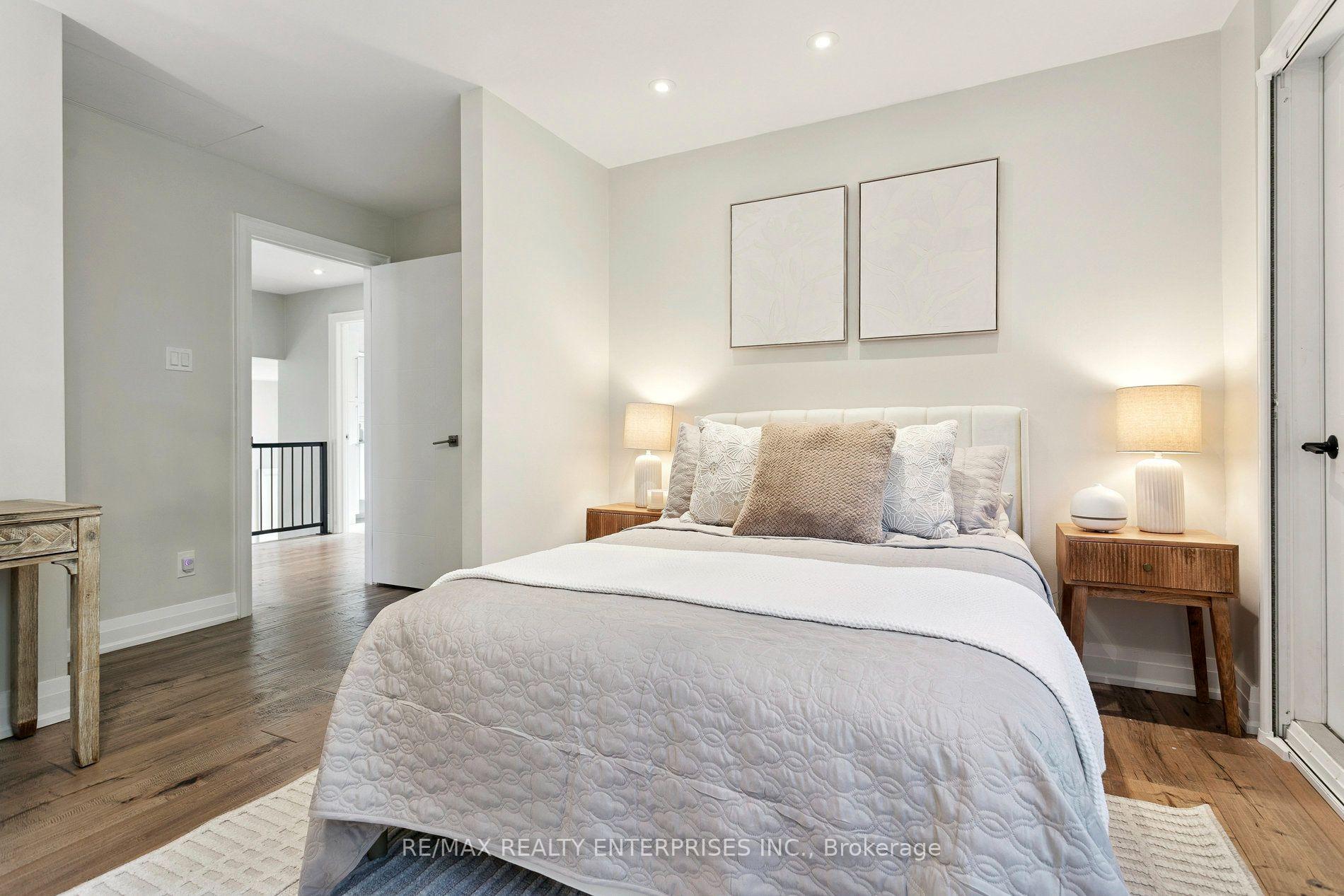 Photo 18 of 2683 Kingsberry Crescent, Mississauga, Cooksville — HOMEH