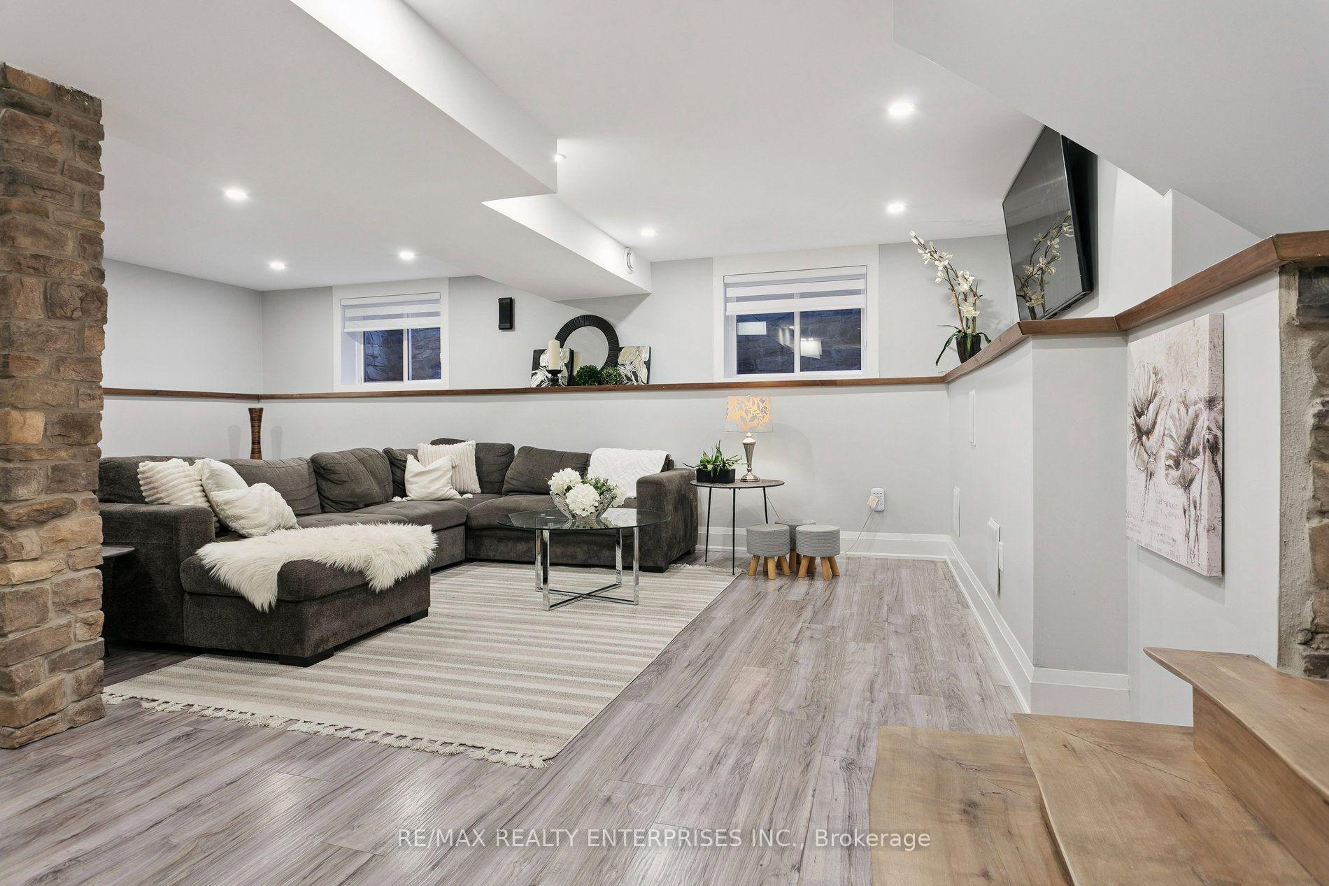 Photo 31 of 2683 Kingsberry Crescent, Mississauga, Cooksville — HOMEH
