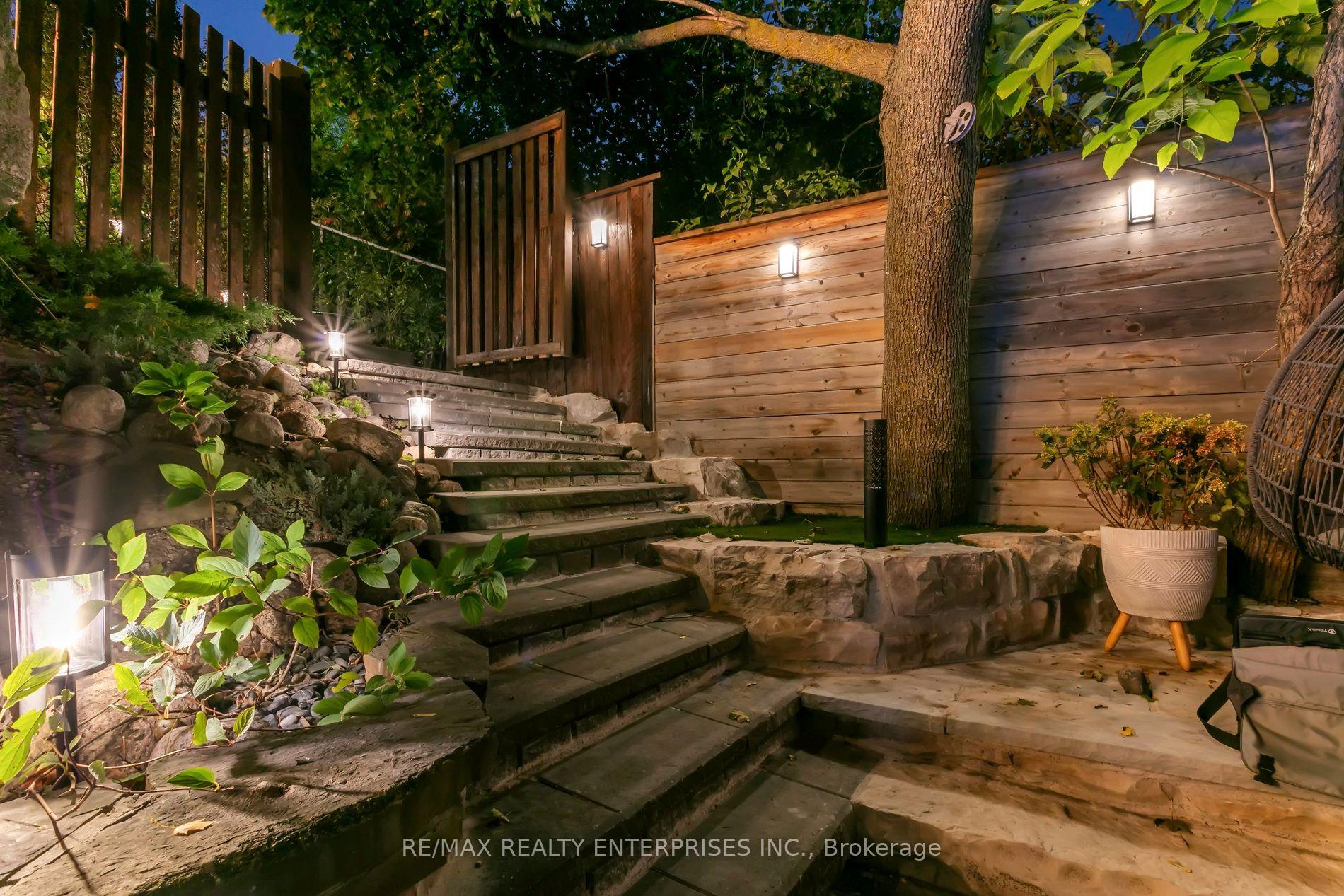 Photo 48 of 2683 Kingsberry Crescent, Mississauga, Cooksville — HOMEH