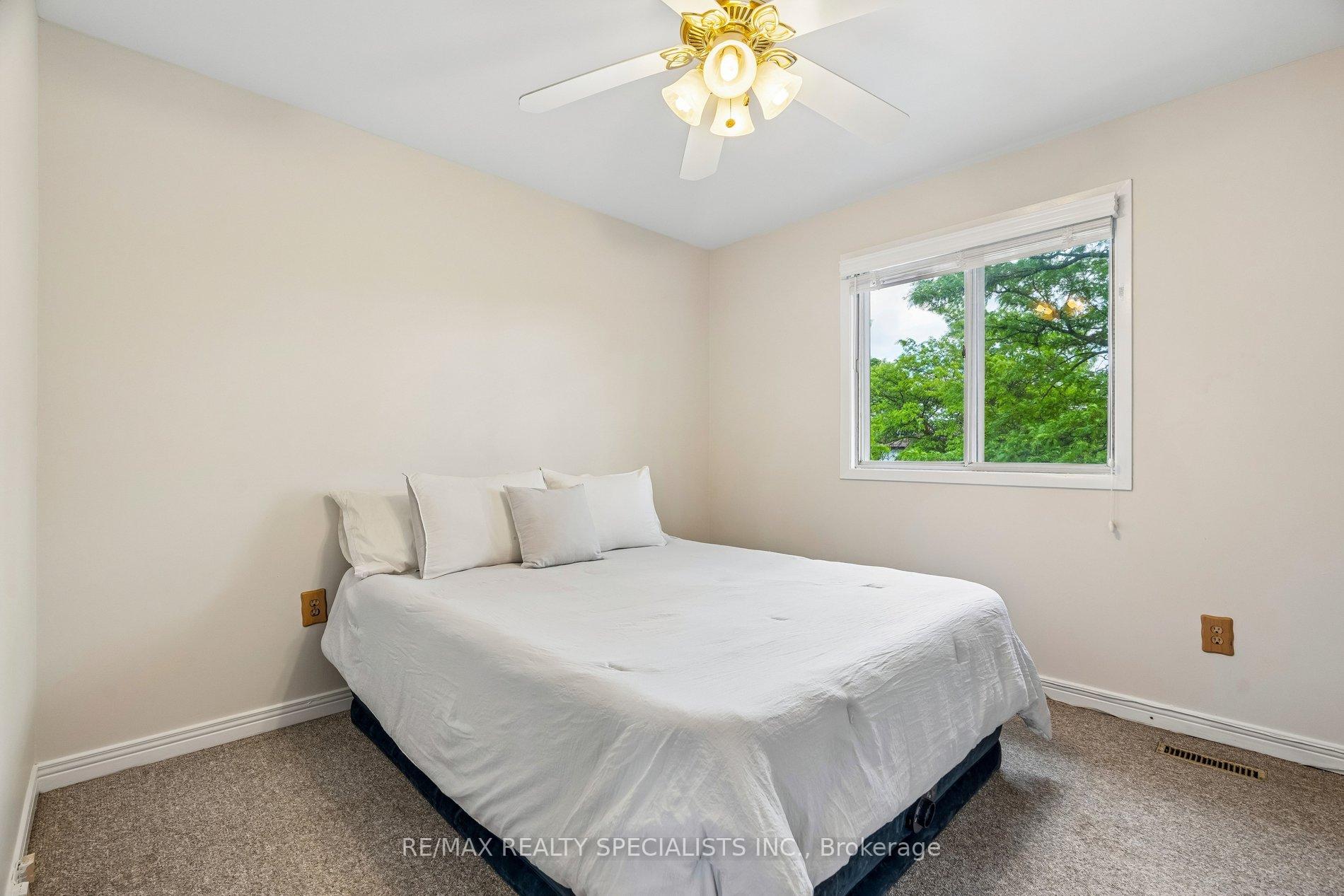 Photo 25 of 46 Linkdale Road, Brampton, Brampton North — HOMEH
