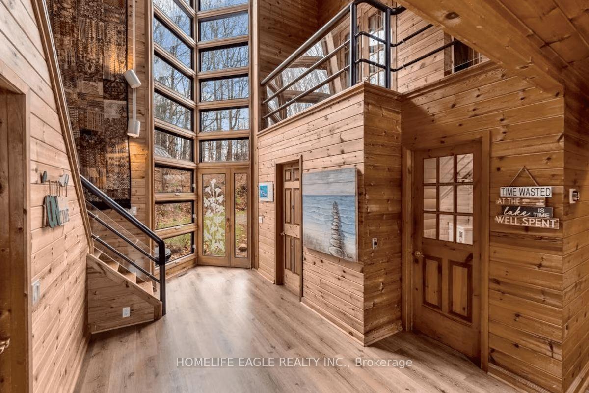 Photo 11 of 1092 South Clear Lake Road, Bracebridge, Oakley — HOMEH