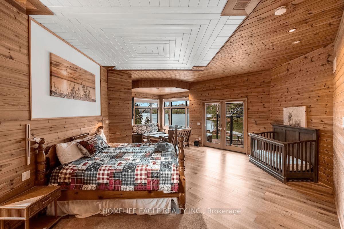 Photo 22 of 1092 South Clear Lake Road, Bracebridge, Oakley — HOMEH