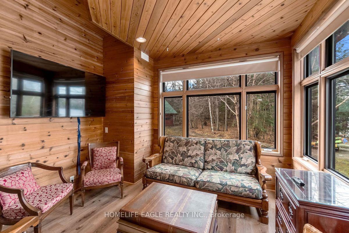 Photo 25 of 1092 South Clear Lake Road, Bracebridge, Oakley — HOMEH