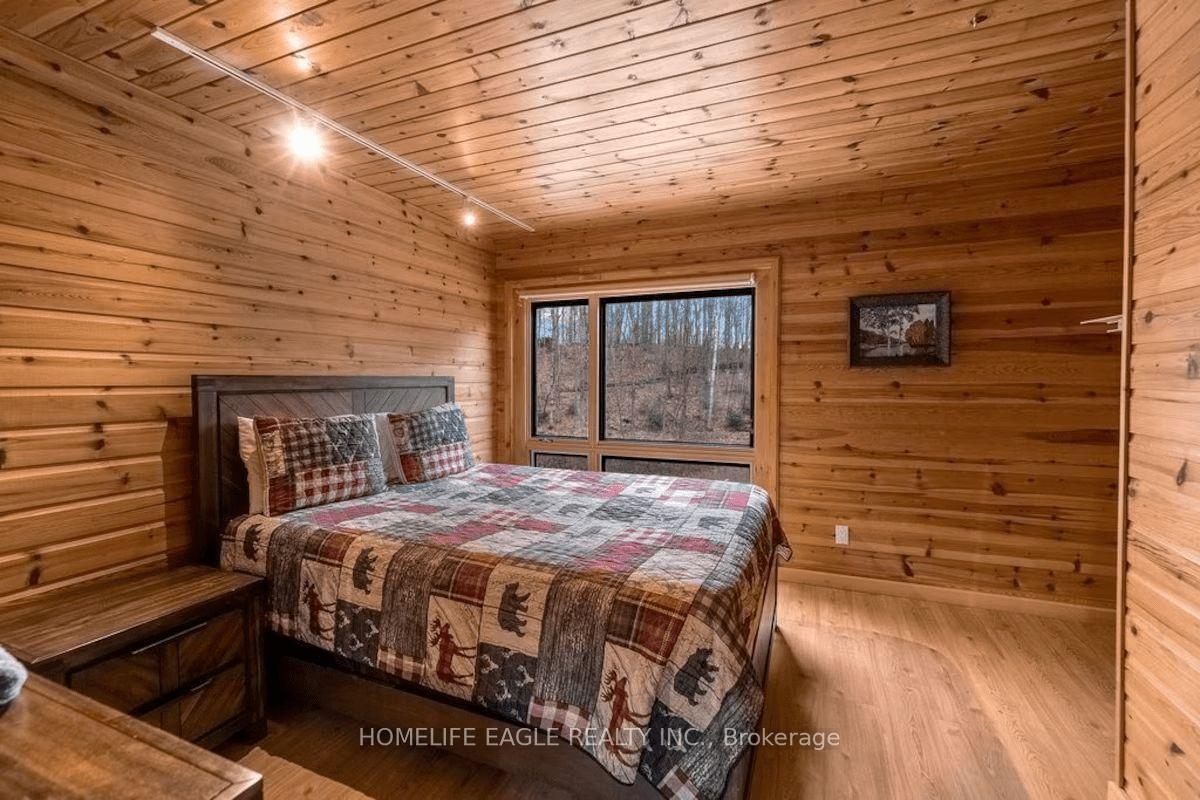 Photo 34 of 1092 South Clear Lake Road, Bracebridge, Oakley — HOMEH