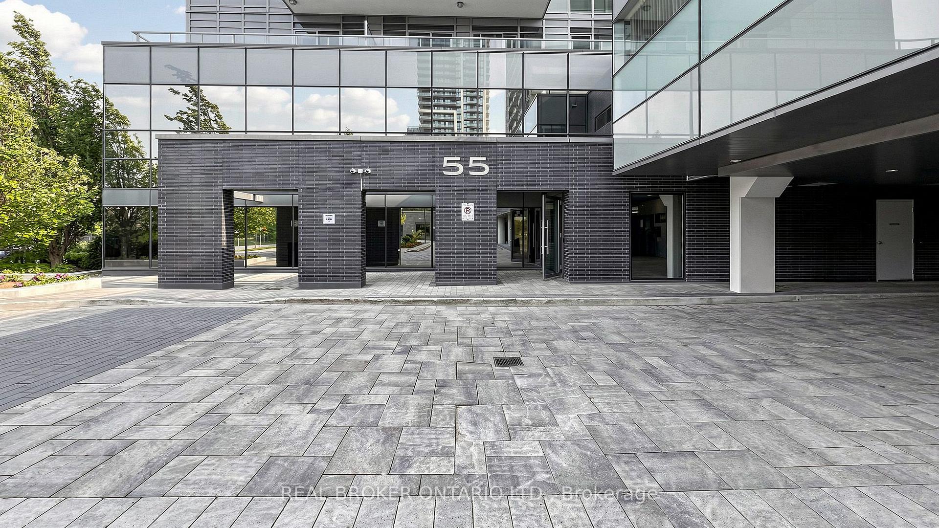 Photo 4 of Unit 801, 55 Oneida Crescent, Richmond Hill, Langstaff — HOMEH
