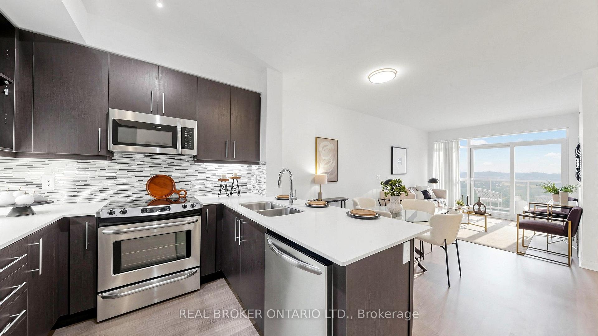 Photo 24 of Unit 801, 55 Oneida Crescent, Richmond Hill, Langstaff — HOMEH