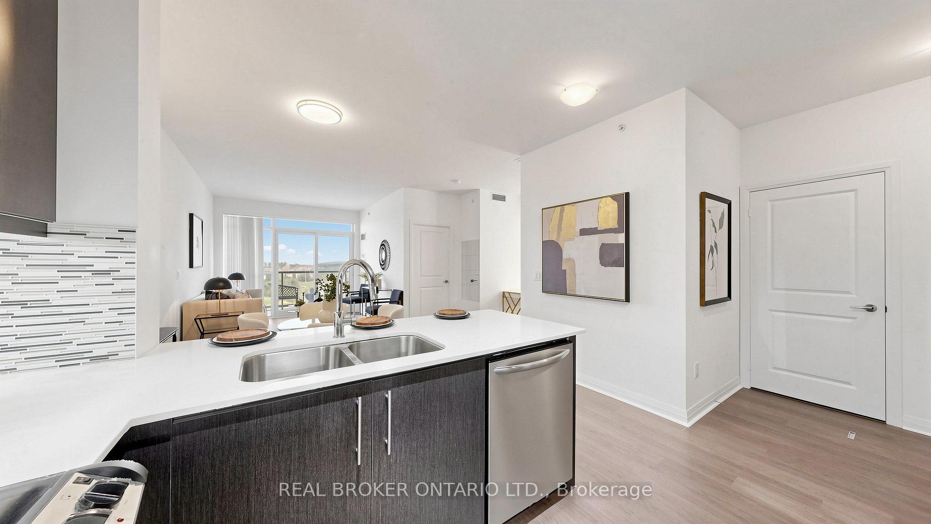 Photo 25 of Unit 801, 55 Oneida Crescent, Richmond Hill, Langstaff — HOMEH