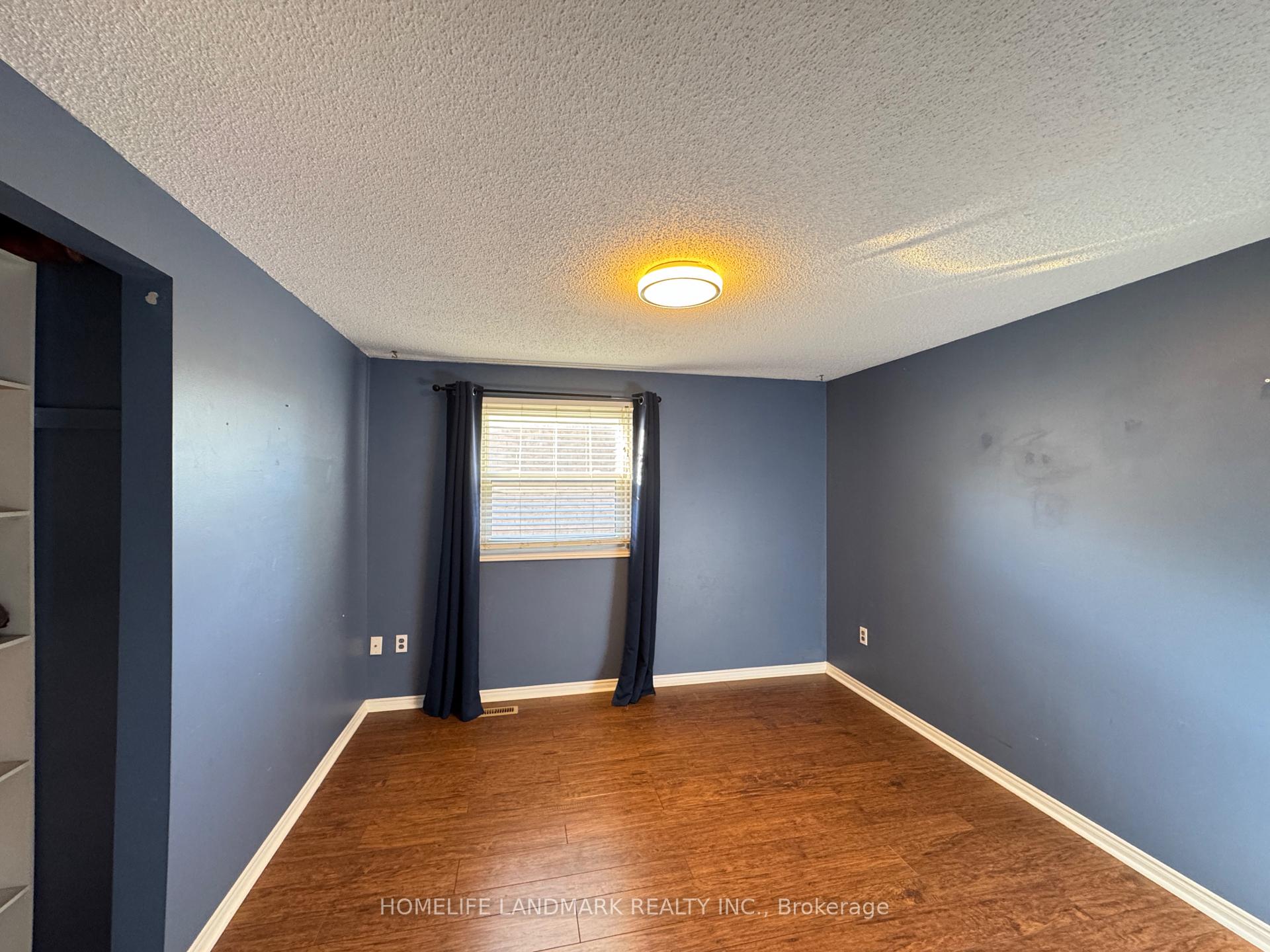 Photo 20 of 23 Wallace Drive, Barrie, Northwest — HOMEH