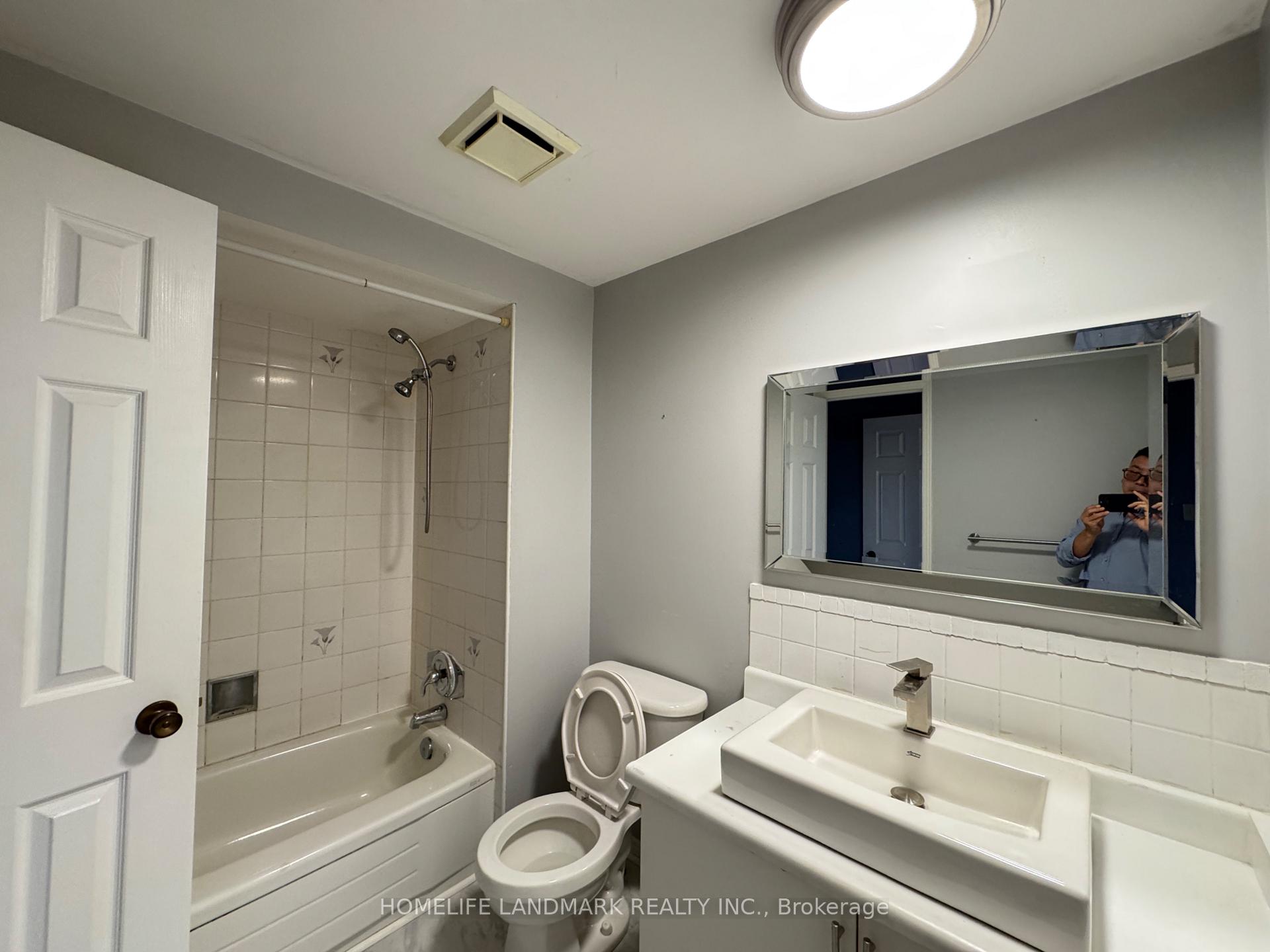 Photo 23 of 23 Wallace Drive, Barrie, Northwest — HOMEH