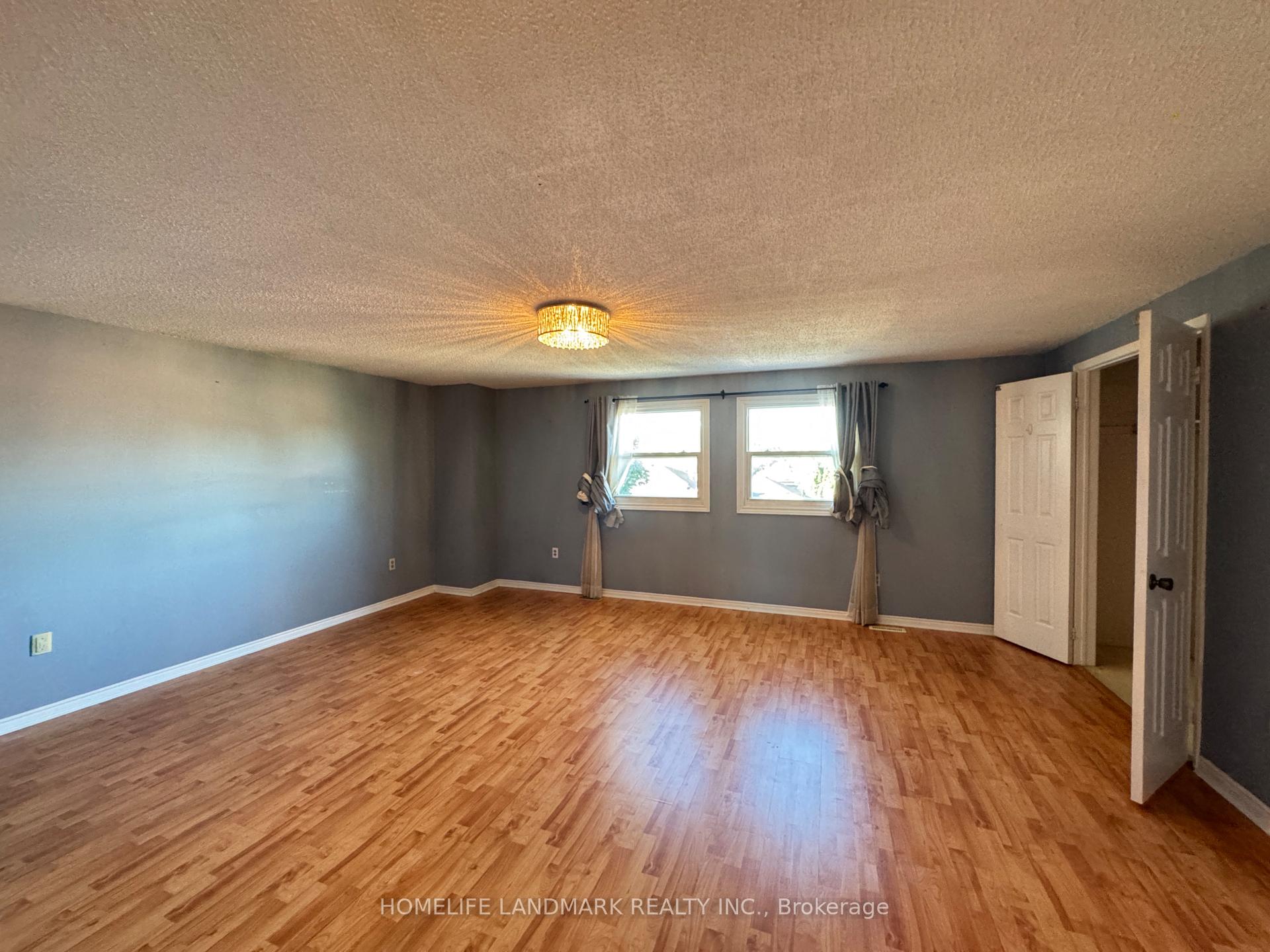 Photo 24 of 23 Wallace Drive, Barrie, Northwest — HOMEH