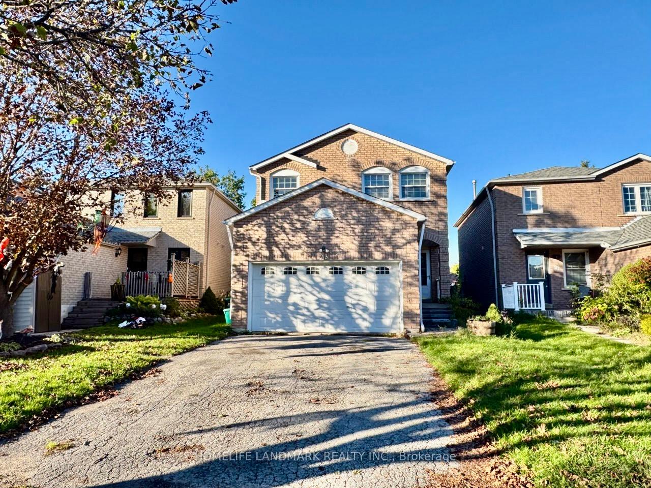 Photo 2 of 23 Wallace Drive, Barrie, Northwest — HOMEH