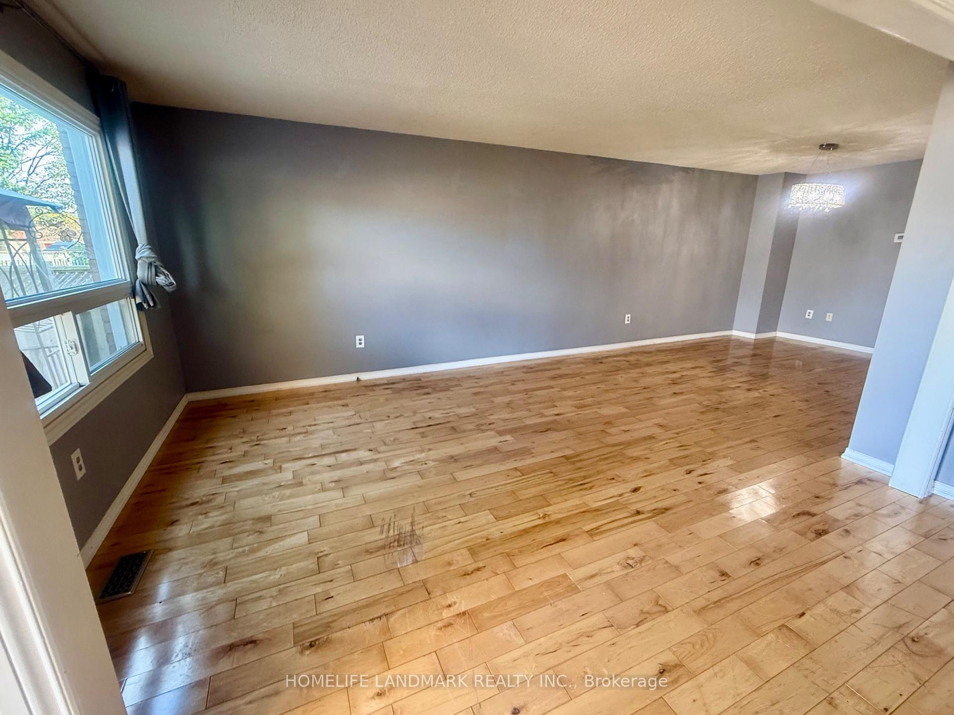 Photo 39 of 23 Wallace Drive, Barrie, Northwest — HOMEH