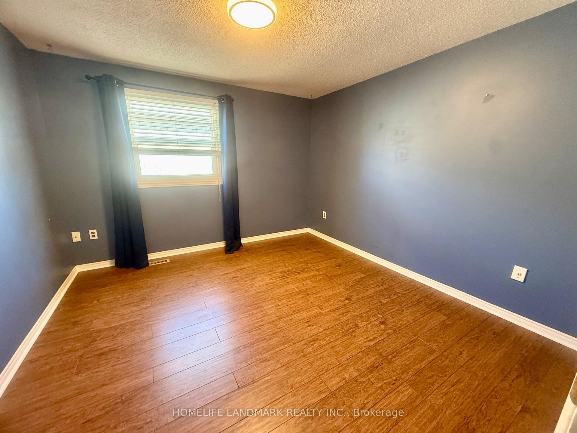 Photo 49 of 23 Wallace Drive, Barrie, Northwest — HOMEH