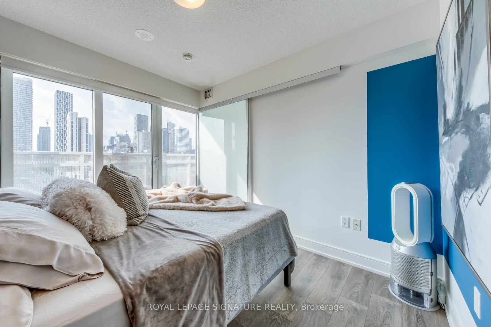 Photo 23 of Unit 1011, 89 McGill Street, Toronto, Church-Yonge Corridor — HOMEH
