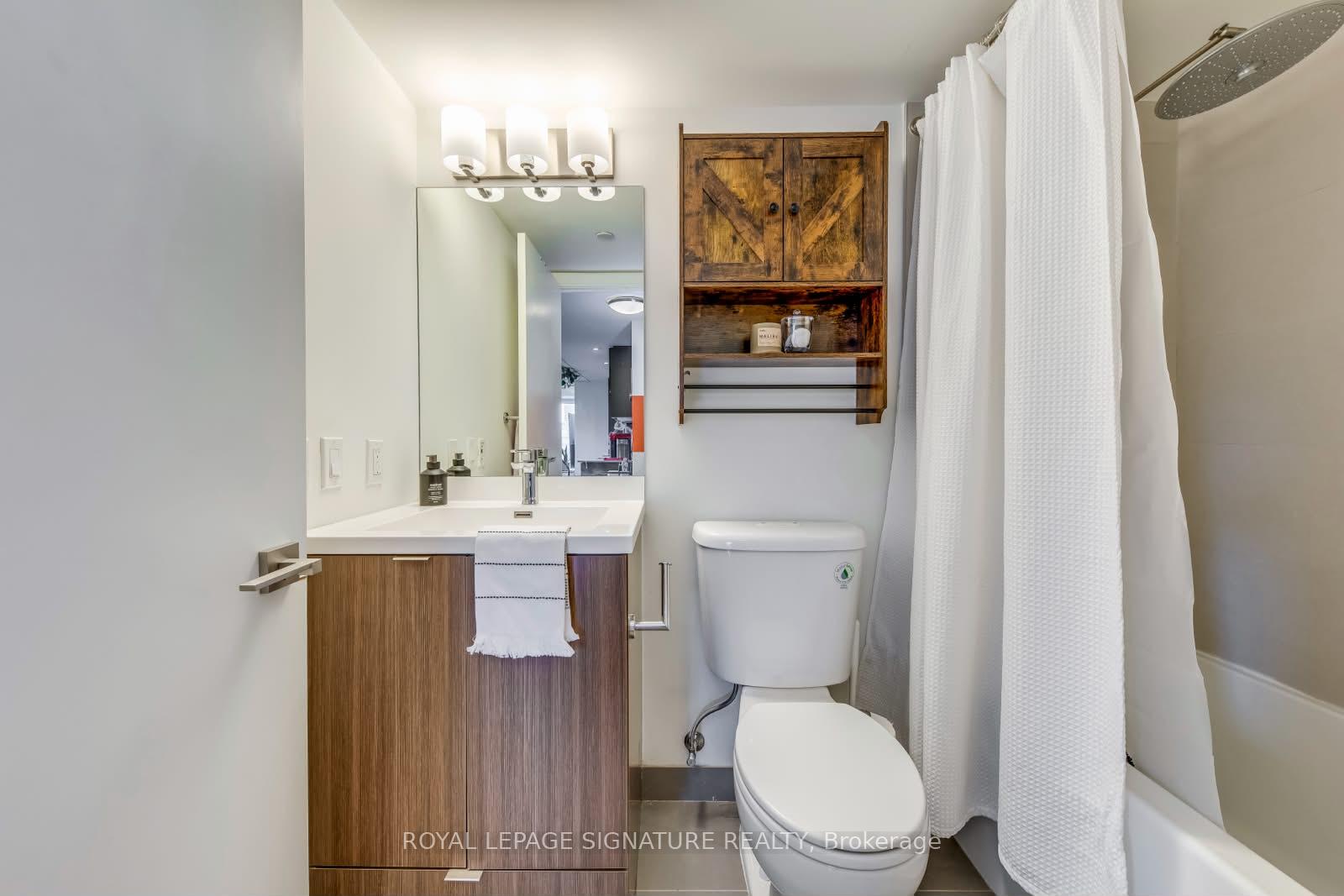 Photo 25 of Unit 1011, 89 McGill Street, Toronto, Church-Yonge Corridor — HOMEH