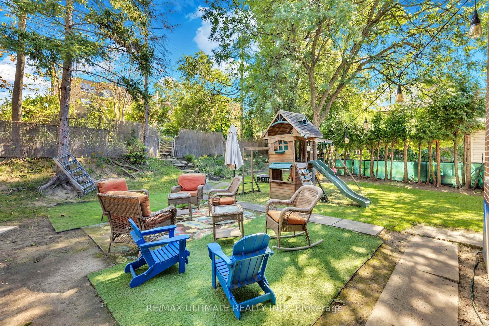 Photo 40 of 12 Petal Court, North York, Victoria Village — HOMEH
