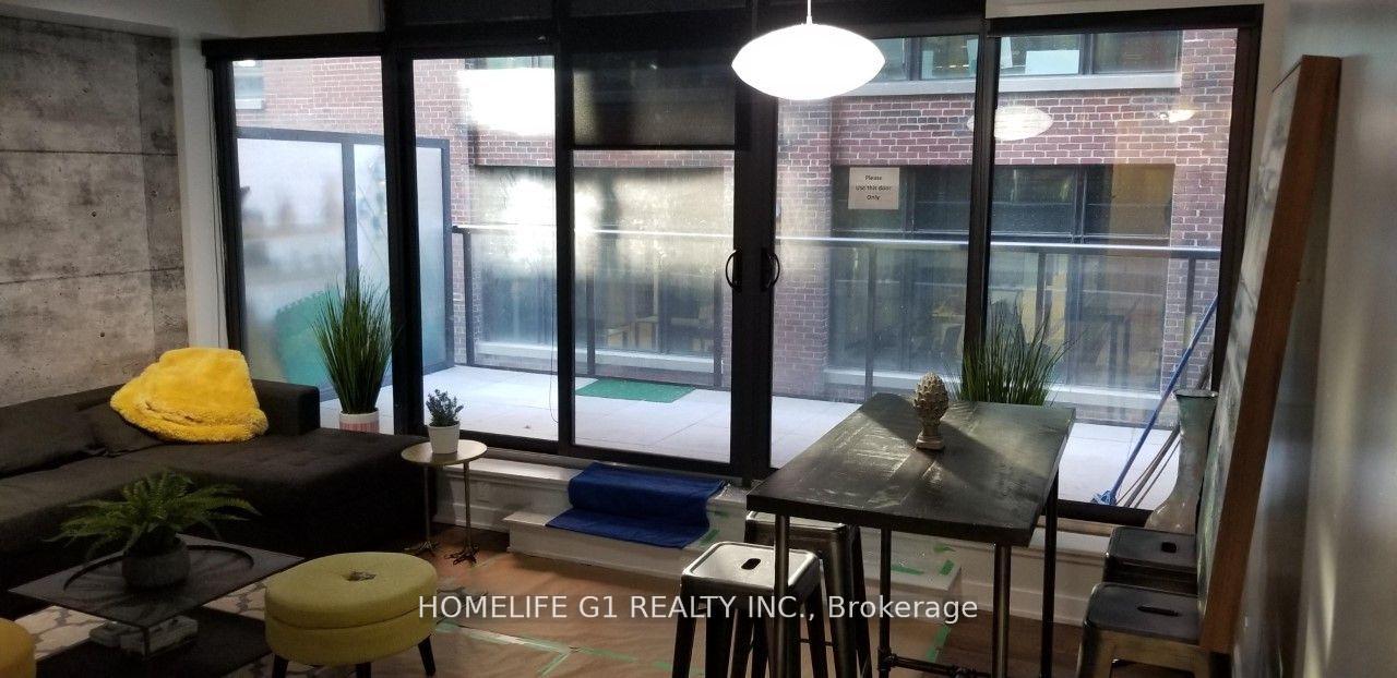 Photo 6 of Unit 306, 15 Beverly Street, Toronto, Kensington-Chinatown — HOMEH