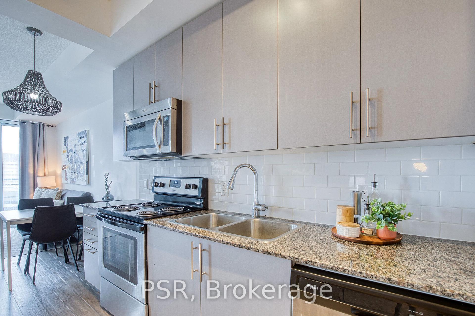 Photo 5 of Unit 806, 85 Duke Street, Kitchener, City Commercial Core — HOMEH