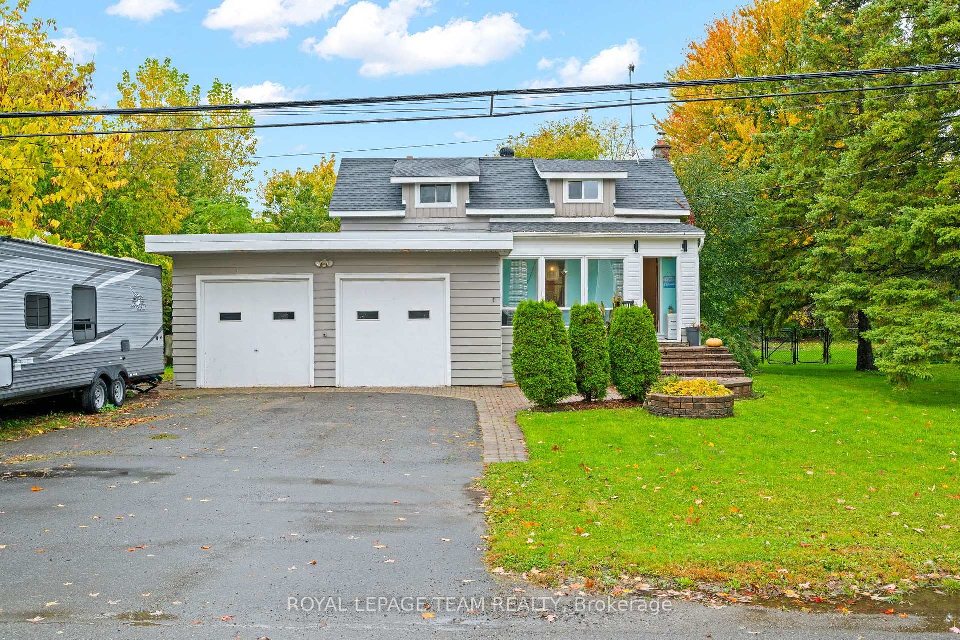 Photo 2 of 4122 Broadway Street, Ottawa, Vernon — HOMEH