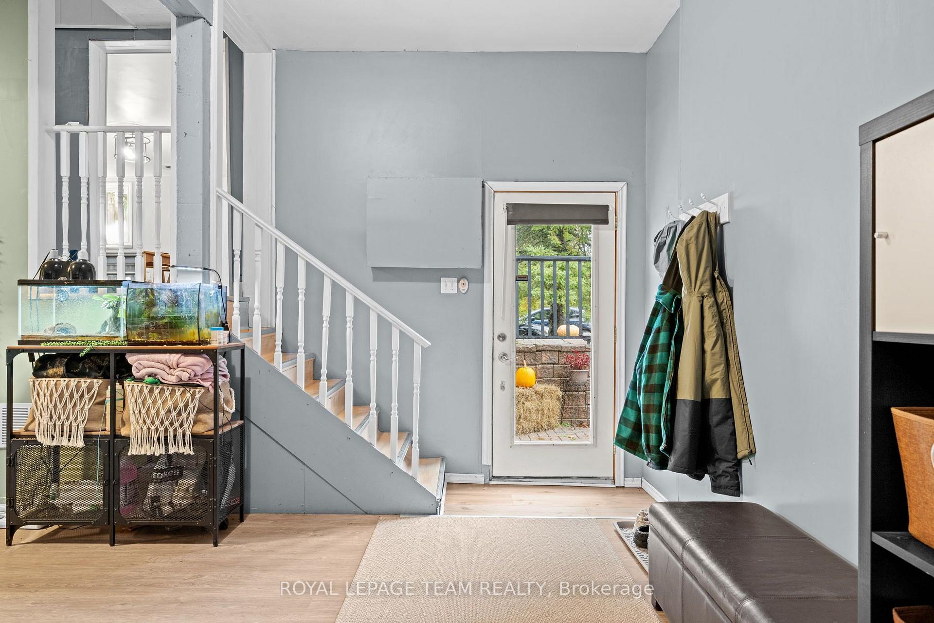 Photo 16 of 4122 Broadway Street, Ottawa, Vernon — HOMEH