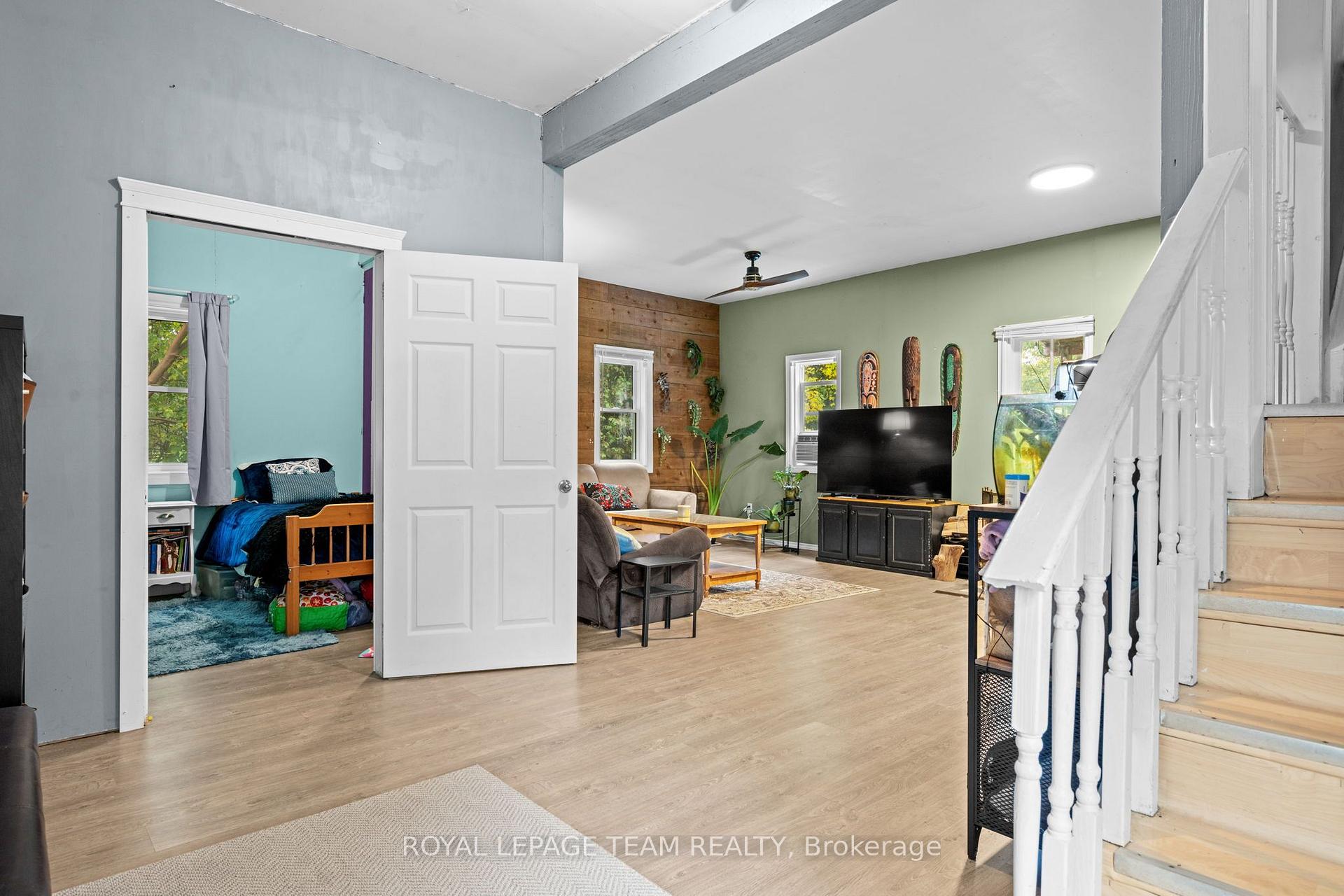 Photo 17 of 4122 Broadway Street, Ottawa, Vernon — HOMEH