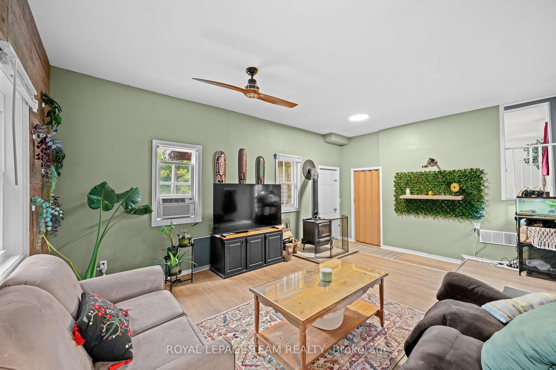 Photo 24 of 4122 Broadway Street, Ottawa, Vernon — HOMEH