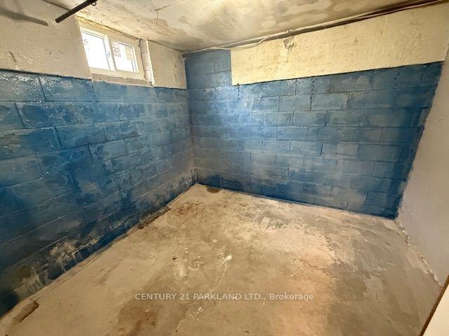 Photo 12 of Unit Basement, 82 Verobeach Boulevard, North York, Humbermede — HOMEH