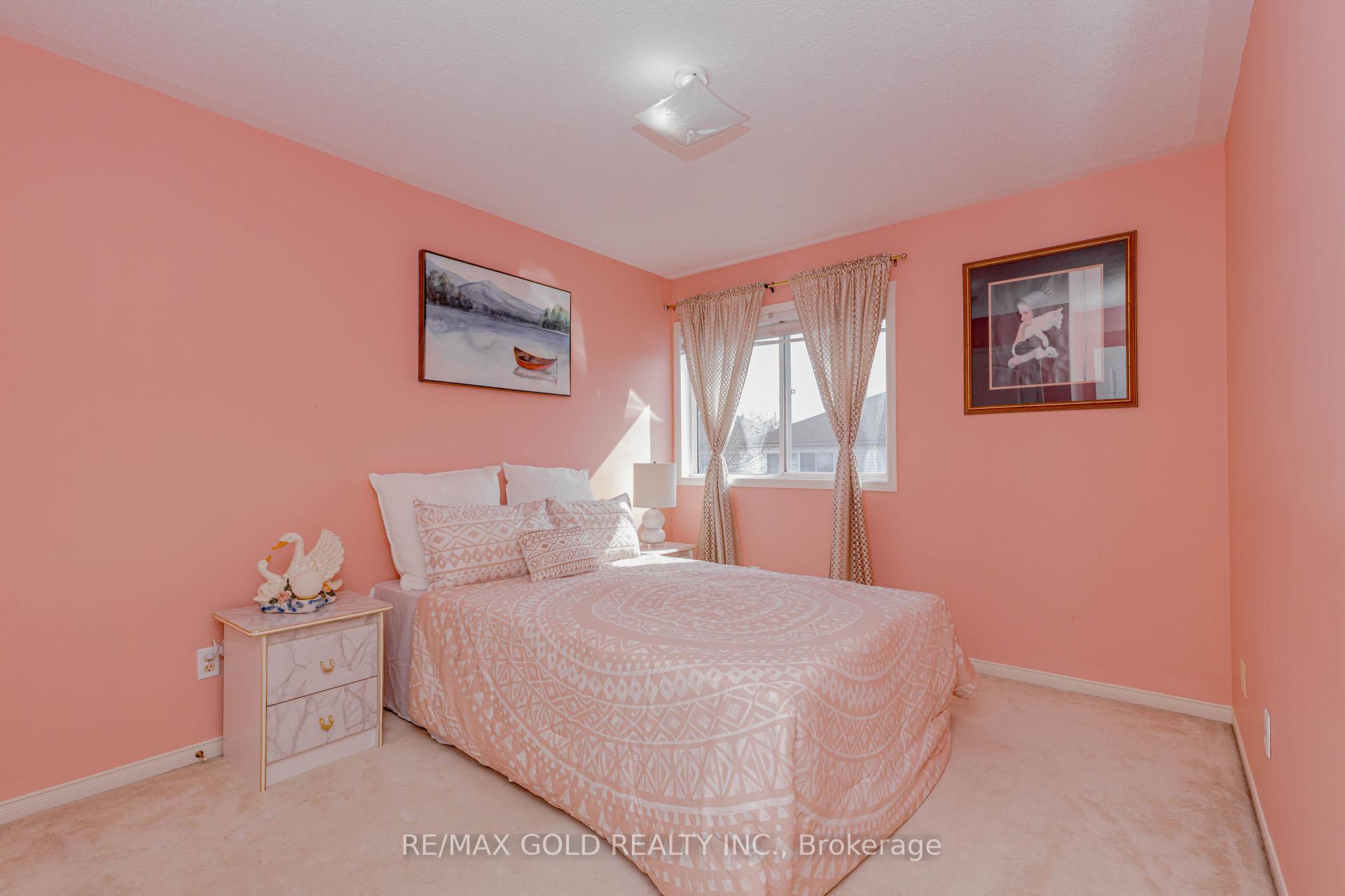 Photo 14 of 153 Cordgrass Crescent, Brampton, Sandringham-Wellington — HOMEH