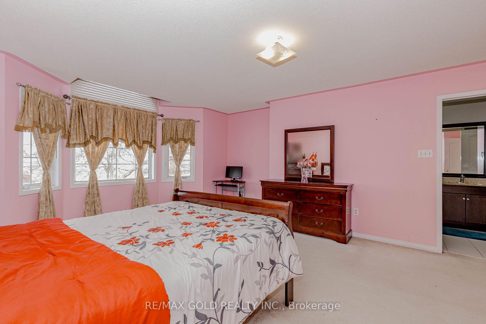 Photo 20 of 153 Cordgrass Crescent, Brampton, Sandringham-Wellington — HOMEH