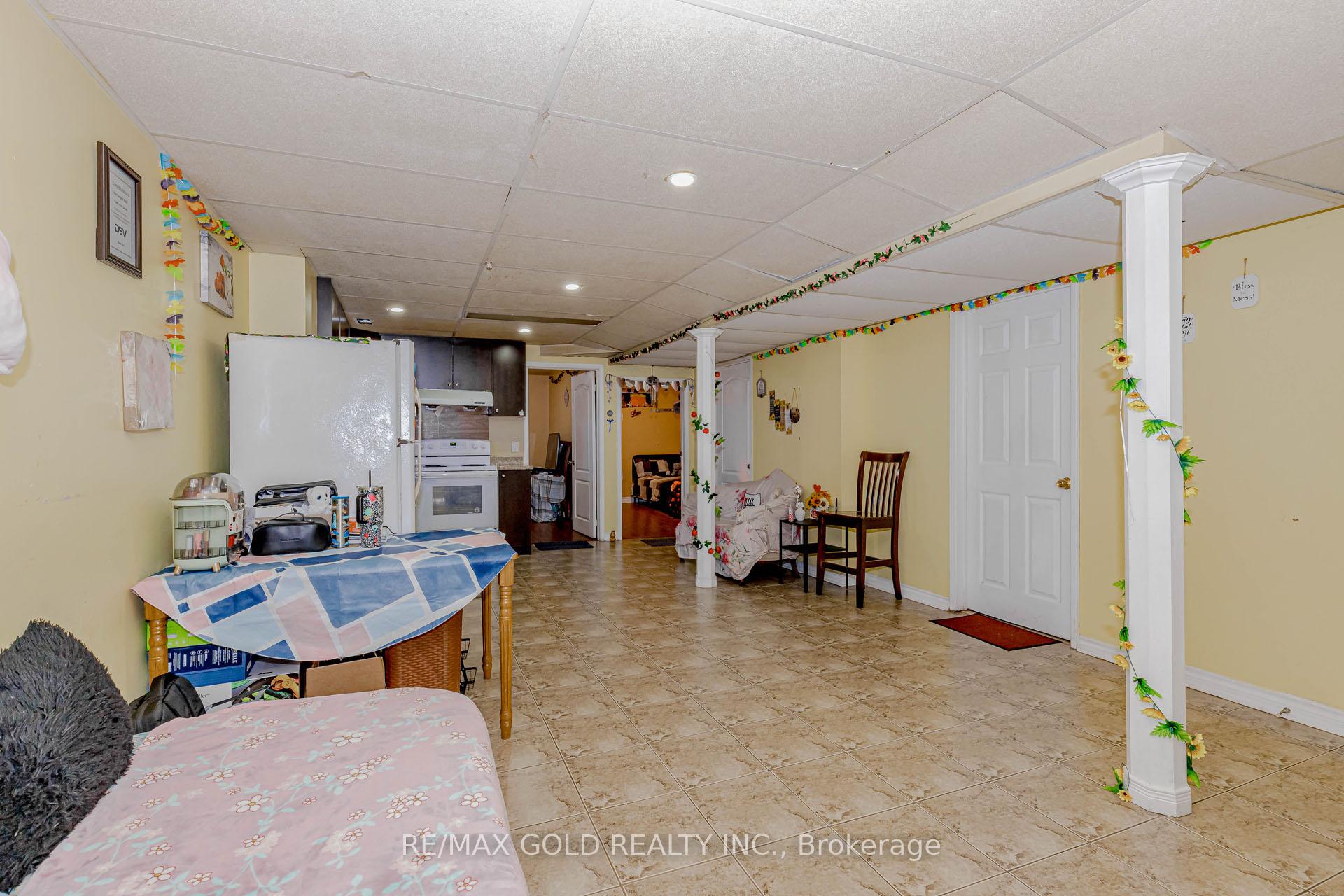 Photo 25 of 153 Cordgrass Crescent, Brampton, Sandringham-Wellington — HOMEH
