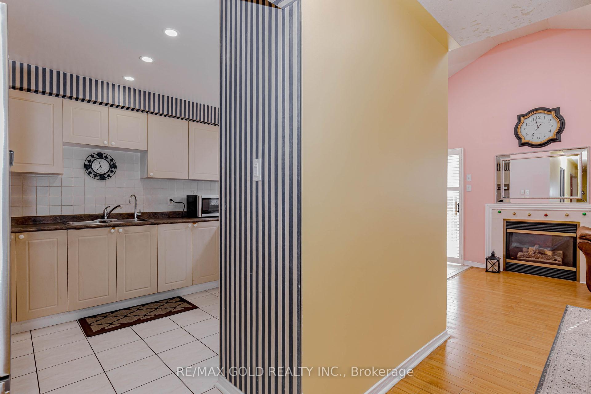 Photo 32 of 153 Cordgrass Crescent, Brampton, Sandringham-Wellington — HOMEH