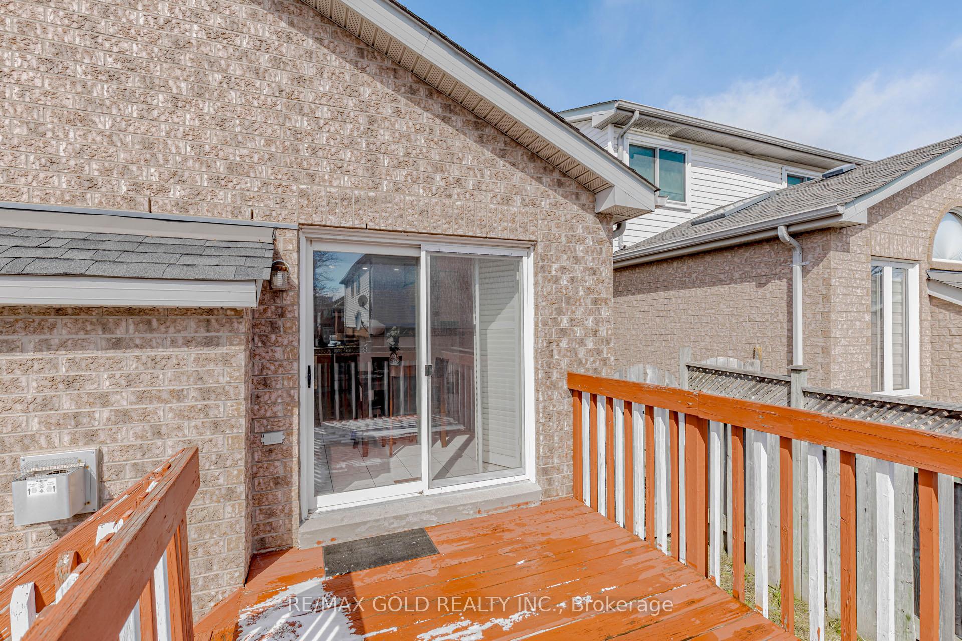 Photo 52 of 153 Cordgrass Crescent, Brampton, Sandringham-Wellington — HOMEH